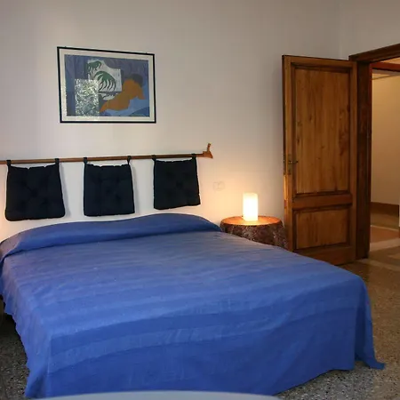 La Coperta Ricamata Couette-café 3*