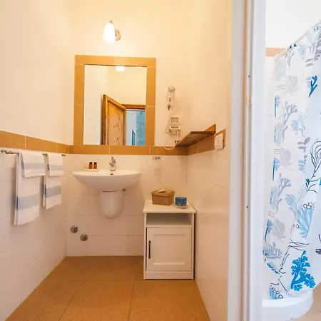 La Coperta Ricamata 3*