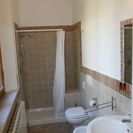 לינה וארוחת בוקר La Coperta Ricamata סיינה